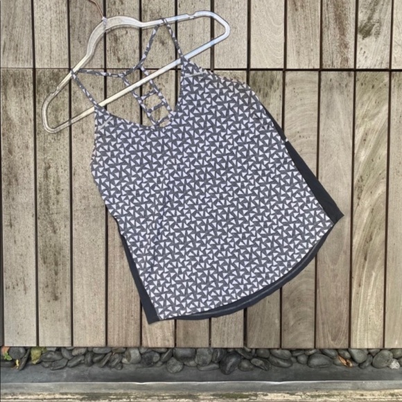 LULULEMON Blue Print Racer Back Athletic Top - Picture 2 of 6